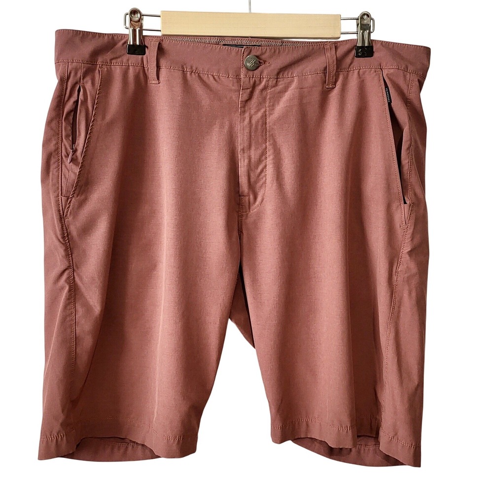 7 Diamonds Size 36 Waist Red Light Weight Momentum Performance Men's Shorts